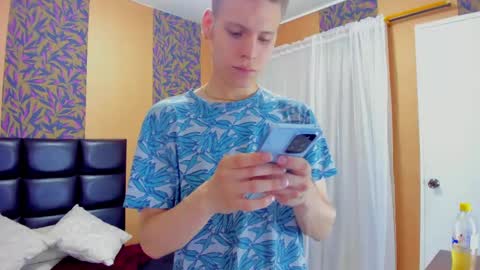 Snapshot of blondie_lover69 chatting on 19, 2, 2025 Maleeth online show from 19, 2, 2025
