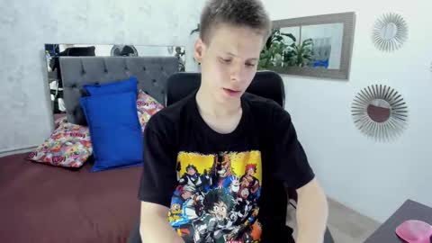 Snapshot of blondie_lover69 chatting on 5, 3, 2025 Maleeth online show from 5, 3, 2025
