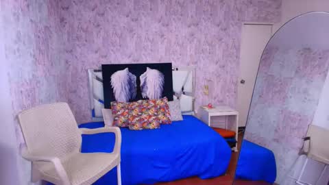 Snapshot of blondie_lover69 chatting on 14, 9, 2025 Maleeth online show from 14, 9, 2025
