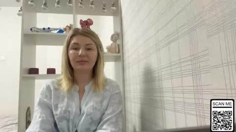 blondie_xoxoxo online show from 10, 1, 2026