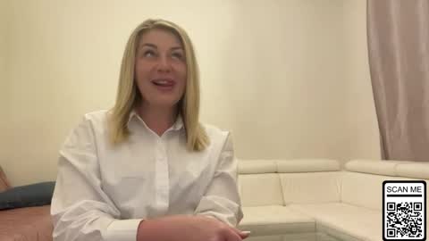 blondie_xoxoxo online show from 12, 5, 2026