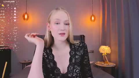 Mia online show from 28, 2, 2025