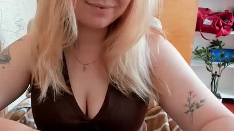 Snapshot of blondymargaret chatting on 9, 6, 2026 blondymargaret online show from 9, 6, 2026
