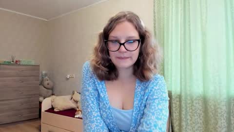Snapshot of bloom_lum chatting on 11, 10, 2025 Lumi online show from 11, 10, 2025