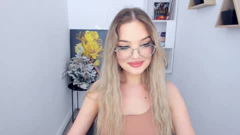 Snapshot of bloomingheart chatting on 13, 1, 2025 Sophia online show from 13, 1, 2025