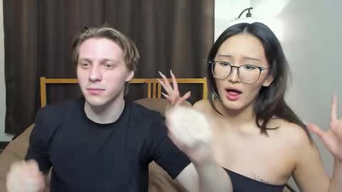 Sasha and Maria online show from 3, 2, 2026