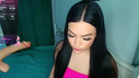 Snapshot of blowjob_queeny chatting on 24, 9, 2025 Welcome guysMy name KatePVT its Open online show from 24, 9, 2025