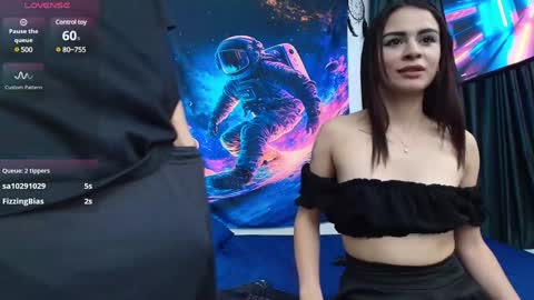 santiylola online show from 5, 1, 2025