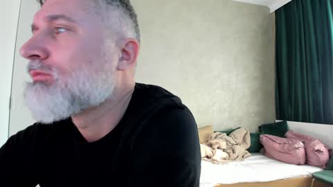 Snapshot of blowmyxxl chatting on 5, 1, 2025 Nico online show from 5, 1, 2025