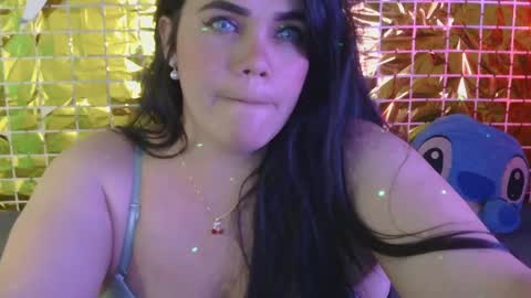 Snapshot of blue_angel33 chatting on 17, 2, 2025 kate online show from 17, 2, 2025
