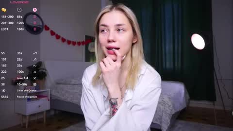 Adeline online show from 9, 3, 2026