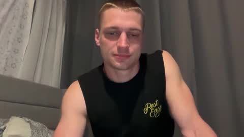 Snapshot of blue_eyed_beau chatting on 17, 4, 2026 Beau online show from 17, 4, 2026