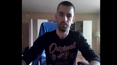 Snapshot of blue_eyed_wolf chatting on 3, 2, 2026 Runaway online show from 3, 2, 2026