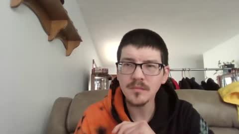 Blue B. Hyena online show from 9, 7, 2026