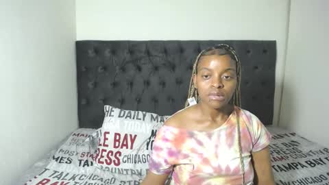 Snapshot of bluedi622952 chatting on 21, 1, 2025 Tee online show from 21, 1, 2025