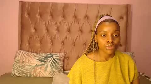 Snapshot of bluedi622952 chatting on 9, 3, 2025 Tee online show from 9, 3, 2025