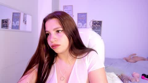 Snapshot of bluee_hazell chatting on 12, 1, 2025 online show from 12, 1, 2025