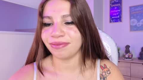 Snapshot of bluee_hazell chatting on 21, 9, 2025 online show from 21, 9, 2025