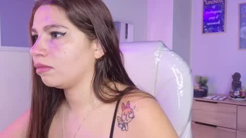 Snapshot of bluee_hazell chatting on 3, 10, 2025 online show from 3, 10, 2025
