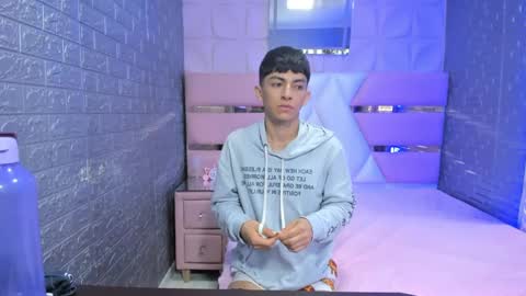 blueestar03 online show from 27, 12, 2024