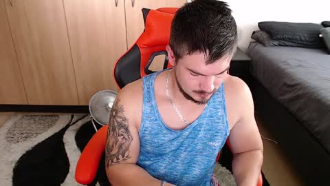 blueeyeboy0 online show from 7, 2, 2025