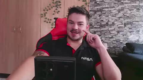 blueeyeboy0 online show from 12, 9, 2025