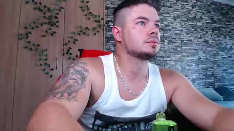 blueeyeboy0 online show from 13, 1, 2026