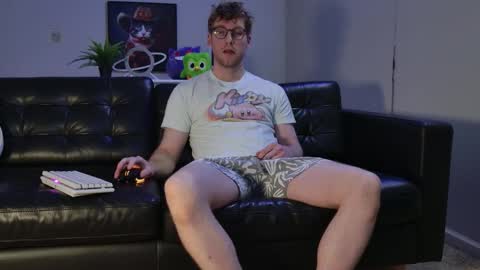 blueeyedtallguy online show from 14, 10, 2025