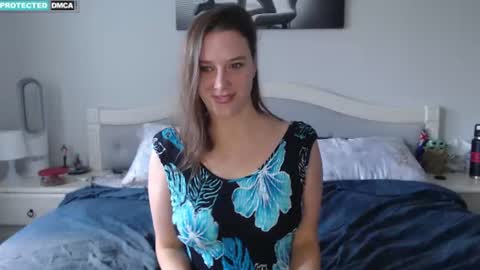 Snapshot of bluexstacey chatting on 28, 7, 2026 Stacey online show from 28, 7, 2026