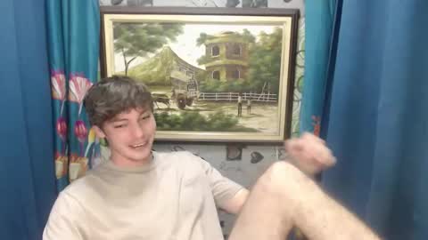 Snapshot of blueyedboyinasia chatting on 19, 5, 2026 blueeyedboyisasia online show from 19, 5, 2026