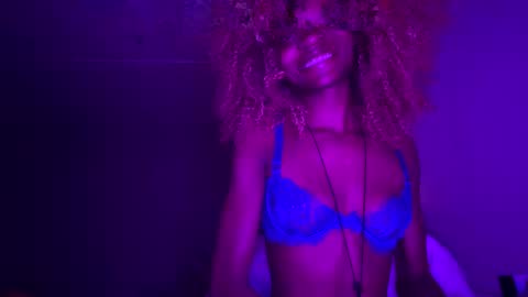 bluhaze951342 online show from 20, 11, 2025