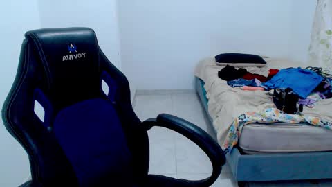 Snapshot of blumbum chatting on 12, 1, 2026 Hey guysI am BrendaWelcome my room online show from 12, 1, 2026