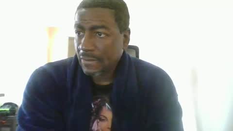 bluuthunder1914 online show from 15, 9, 2025