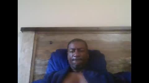 bluuthunder1914 online show from 12, 10, 2025