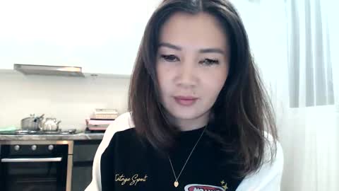 Liya online show from 13, 1, 2025