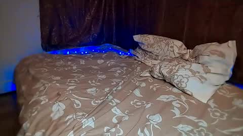 Liza and Max online show from 2, 12, 2024