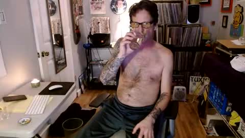 Snapshot of bnczuperzexy chatting on 2, 1, 2025 ZuperZexyZounds online show from 2, 1, 2025