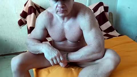 Snapshot of bodi5 chatting on 4, 1, 2025 BODI online show from 4, 1, 2025