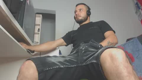 body xxx online show from 30, 11, 2025