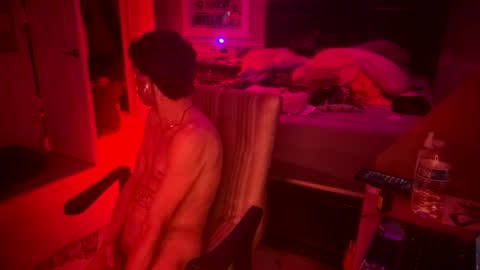 Snapshot of bodyyattiyatti chatting on 29, 4, 2026 Sailorartemis online show from 29, 4, 2026