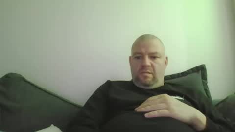 Snapshot of bodyzipper09 chatting on 24, 11, 2025 bodyzipper09 online show from 24, 11, 2025
