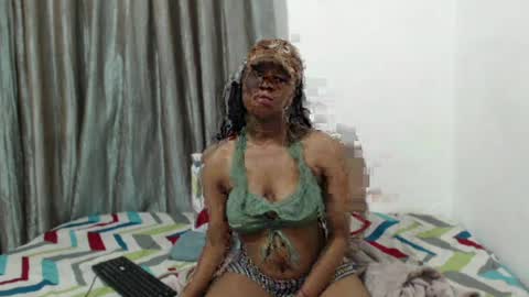 Snapshot of boitylips chatting on 7, 7, 2026 boitylips online show from 7, 7, 2026