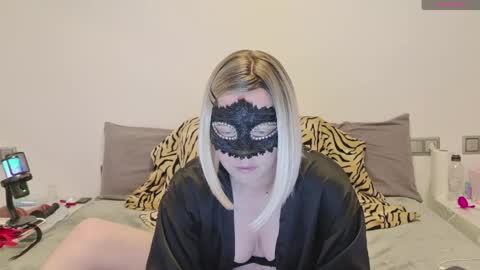 Lucy online show from 8, 5, 2026