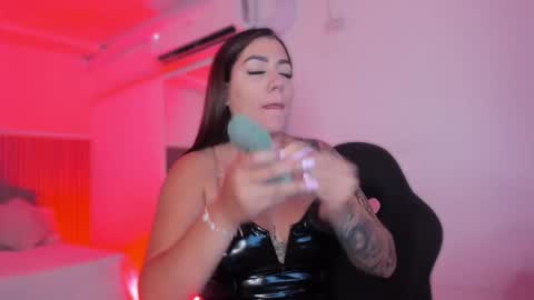 Bonnie  online show from 15, 2, 2026