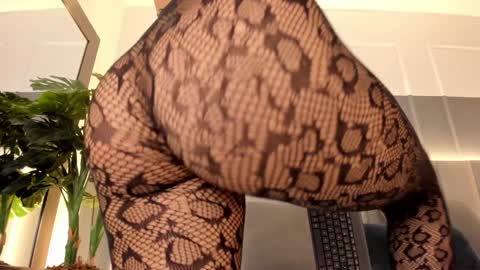 Bonnie online show from 3, 1, 2025