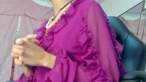   online show from 12, 1, 2025