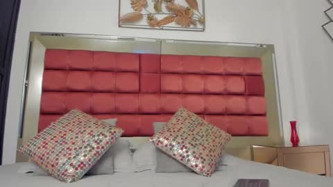   online show from 1, 10, 2025