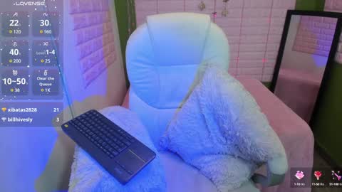 Bonnie  online show from 7, 2, 2025