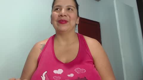 Luciana independent model online show from 27, 12, 2024