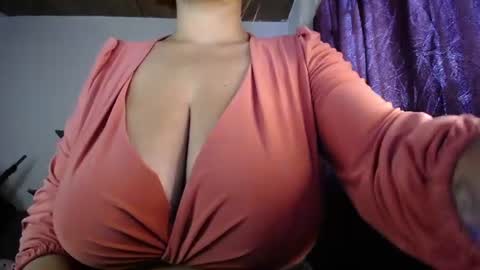 Snapshot of boobs_magic chatting on 26, 6, 2026 KIM online show from 26, 6, 2026